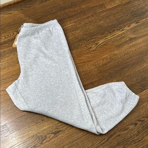NWT Skims Heather Gray Cotton Fleece Jogger - Size XL